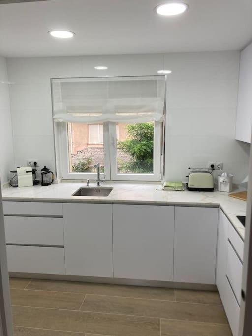 Ferienwohnung Piso Centrico Con Garaje Privado Gratis Santander Exterior foto
