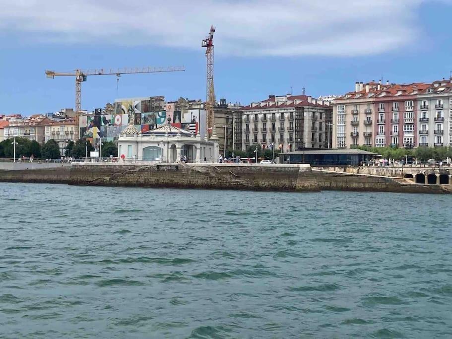 Ferienwohnung Piso Centrico Con Garaje Privado Gratis Santander Exterior foto
